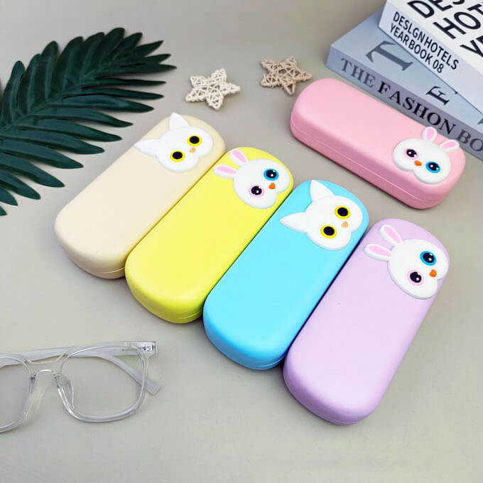 cute glasses case-isunny